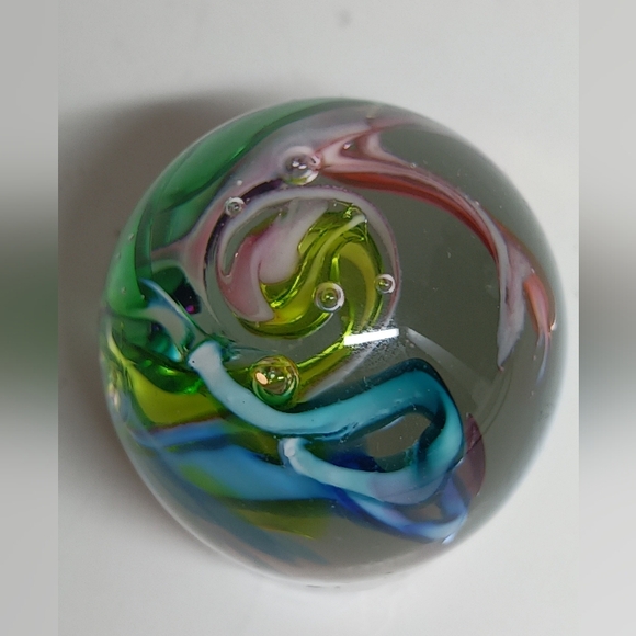 Alyssa Getz Paperweight signed - Picture 6 of 14